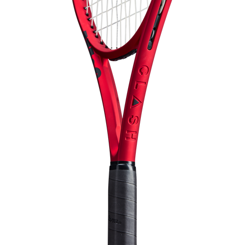 Wilson Clash 100 Pro V2 Tennis Racket